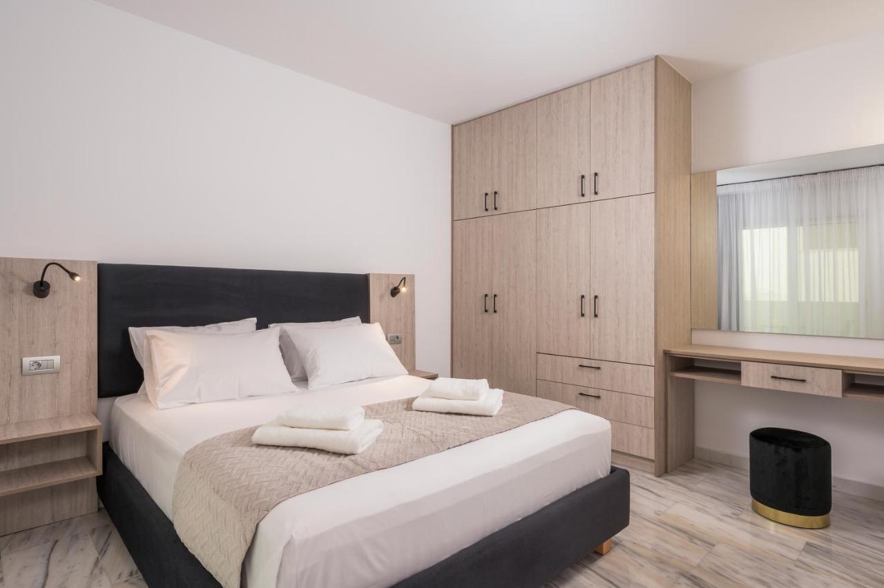 Quarters Luxury Apts Chania  Ngoại thất bức ảnh